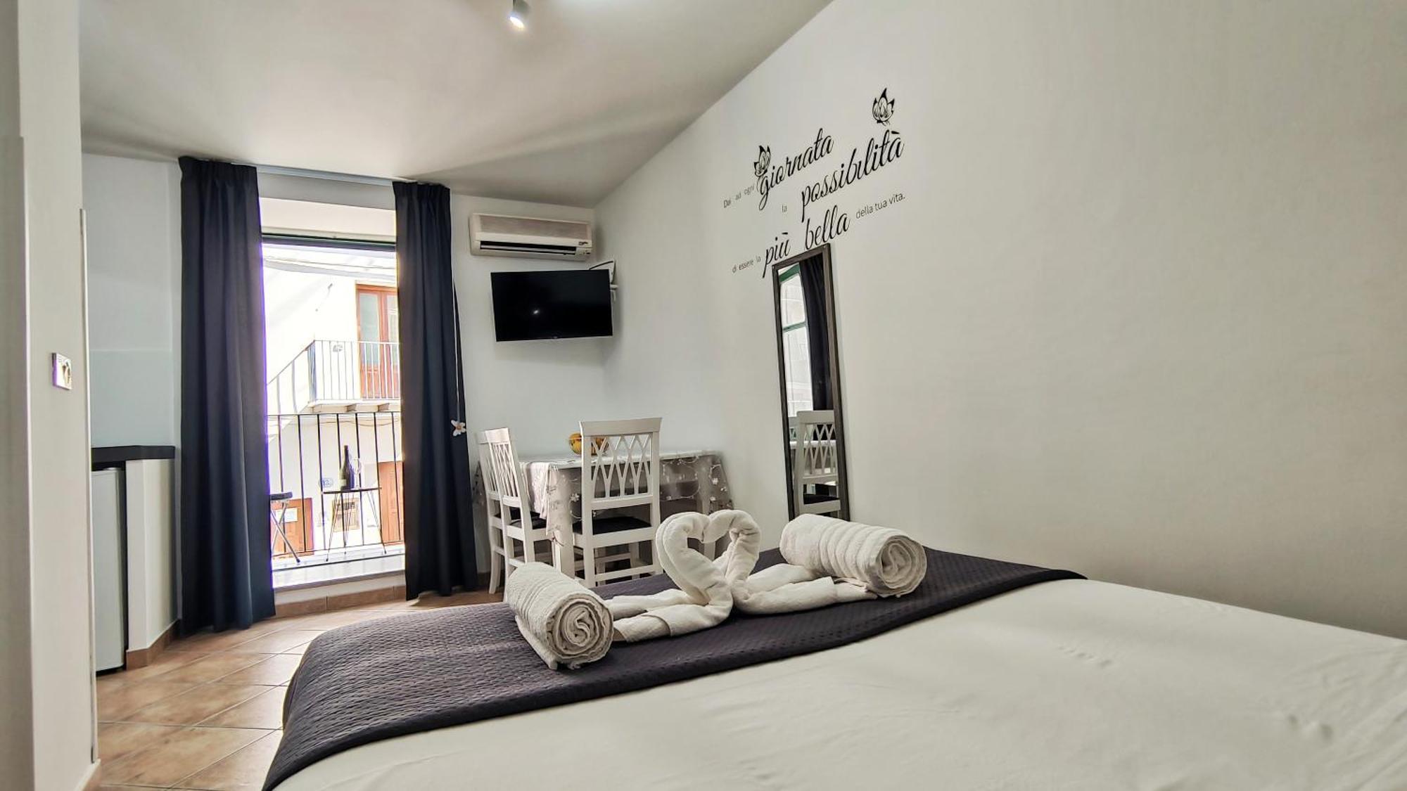 Casa Vacanze Da Nene チェファル 部屋 写真